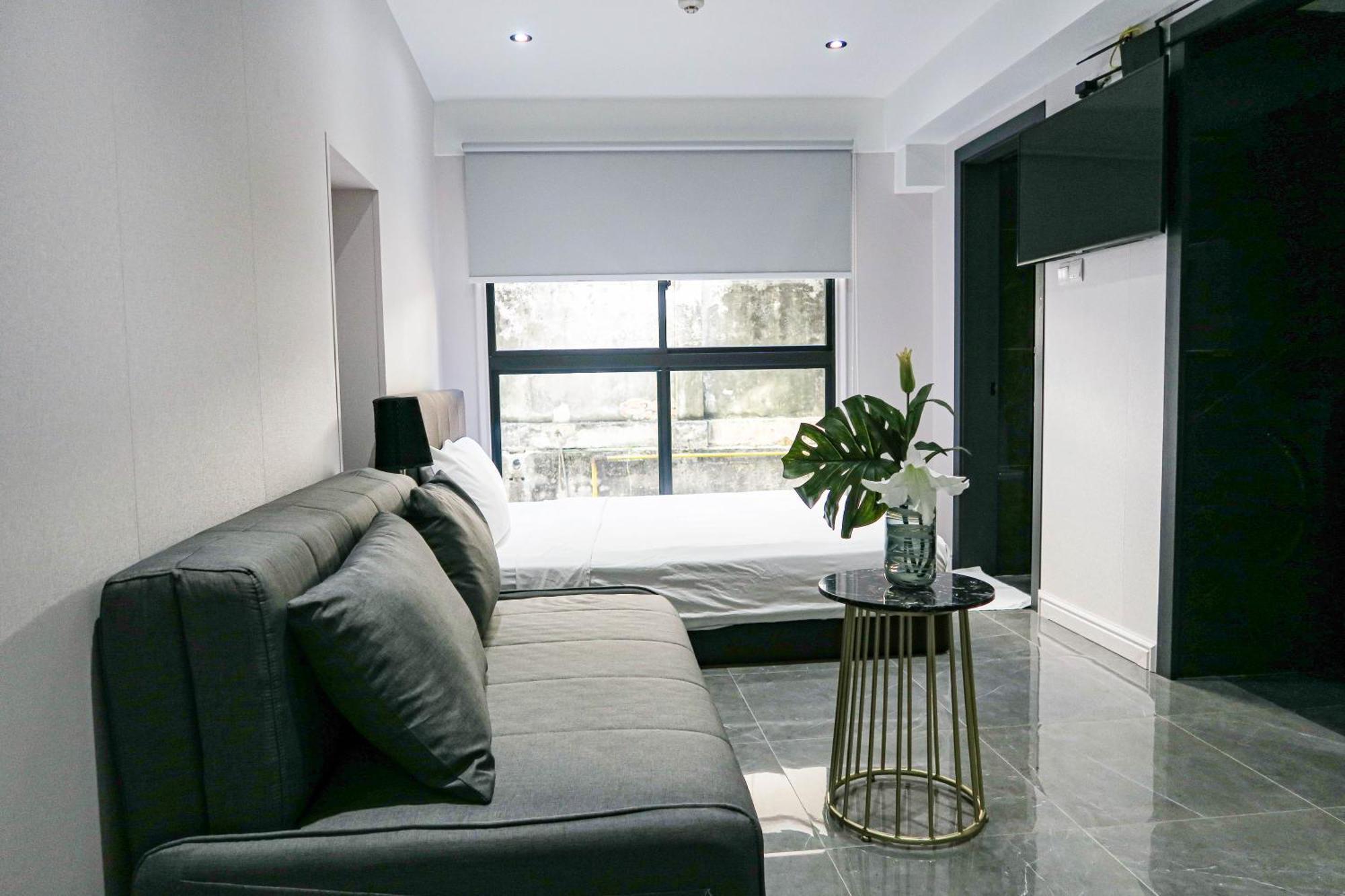 Deluxe Studio & Suite By Rr Singapore Exterior photo