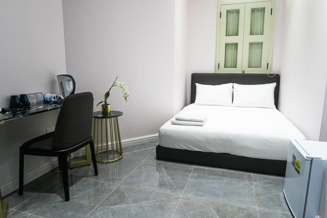 Deluxe Studio & Suite By Rr Singapore Exterior photo